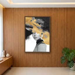 Quadro Decorativo Mulher Com Pintura Dourada